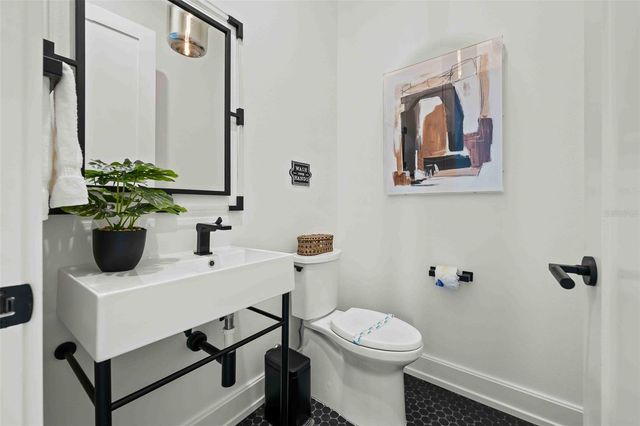 5612 GUAVA STREET, Holmes Beach, FL 34217