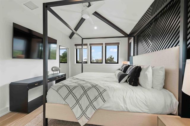 5612 GUAVA STREET, Holmes Beach, FL 34217