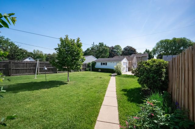 5737 34th Avenue S, Minneapolis, MN 55417