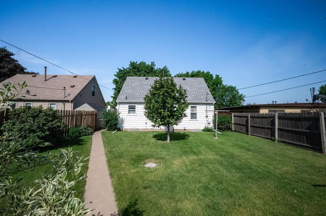 5737 34th Avenue S, Minneapolis, MN 55417
