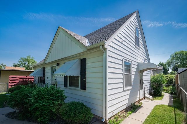 5737 34th Avenue S, Minneapolis, MN 55417