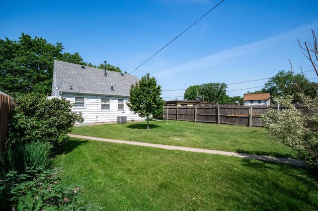 5737 34th Avenue S, Minneapolis, MN 55417
