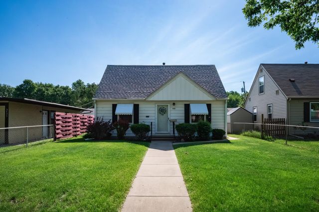 5737 34th Avenue S, Minneapolis, MN 55417