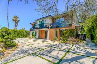 5244 Tampa Avenue, Tarzana, CA 91356