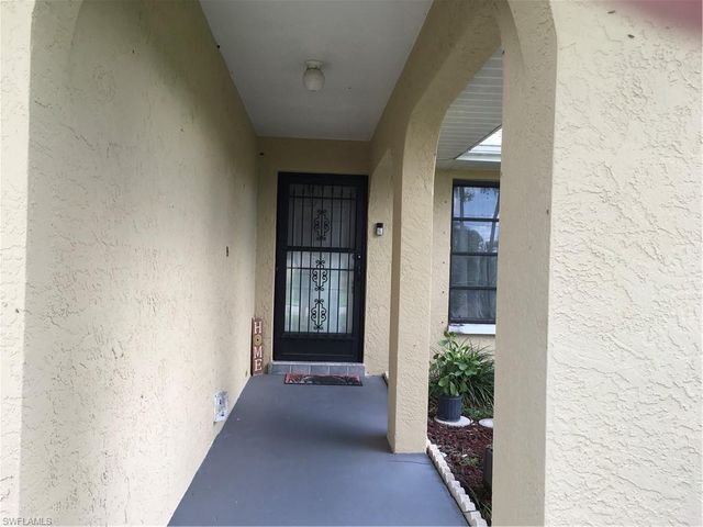 1202 SE 21st LN, Cape Coral, FL 33990