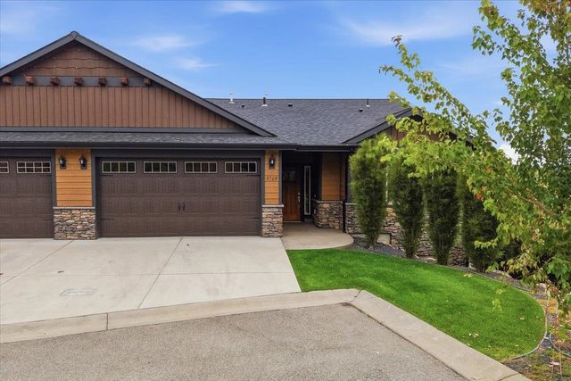 8920 E Woodside Ln, Spokane Valley, WA 99217 property photo