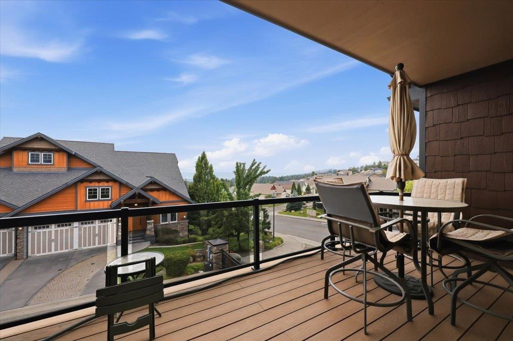 8920 E Woodside Ln, Spokane Valley, WA 99217 photo 4