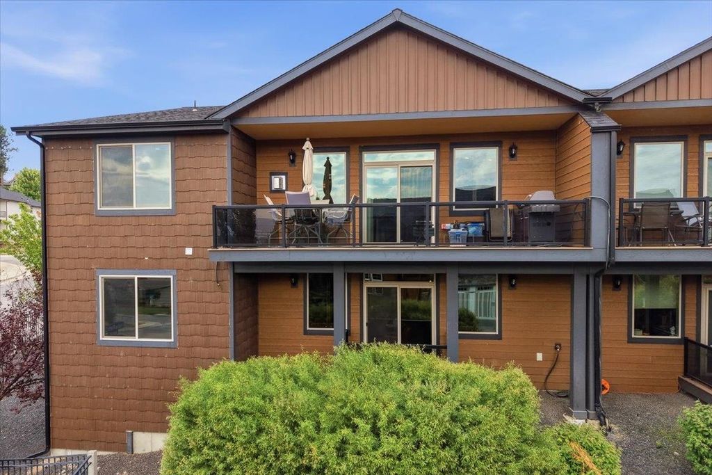8920 E Woodside Ln, Spokane Valley, WA 99217 photo 5