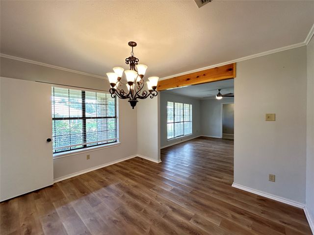 122 Cedar Springs Boulevard, Sulphur Springs, TX 75482