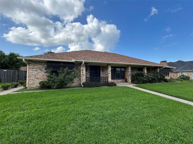 122 Cedar Springs Boulevard, Sulphur Springs, TX 75482