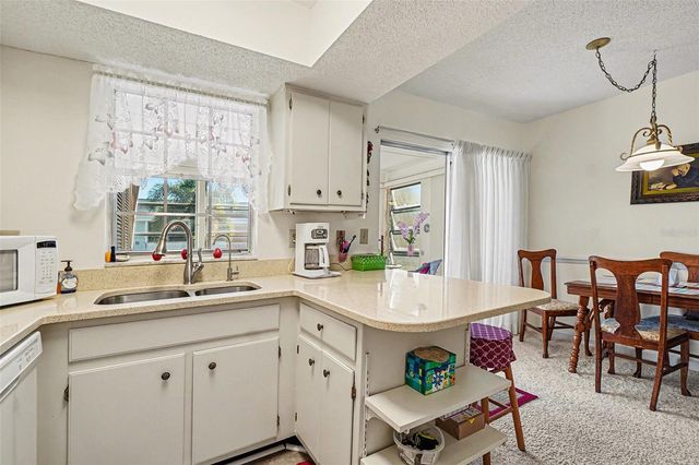 4158 TAMIAMI TRAIL L4, Port Charlotte, FL 33952