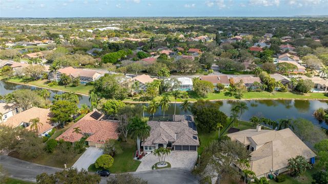 4903 NW 101st Avenue, Coral Springs, FL 33076