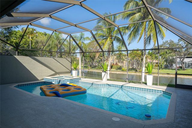 4903 NW 101st Avenue, Coral Springs, FL 33076