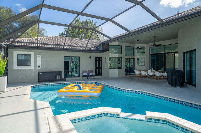 4903 NW 101st Avenue, Coral Springs, FL 33076