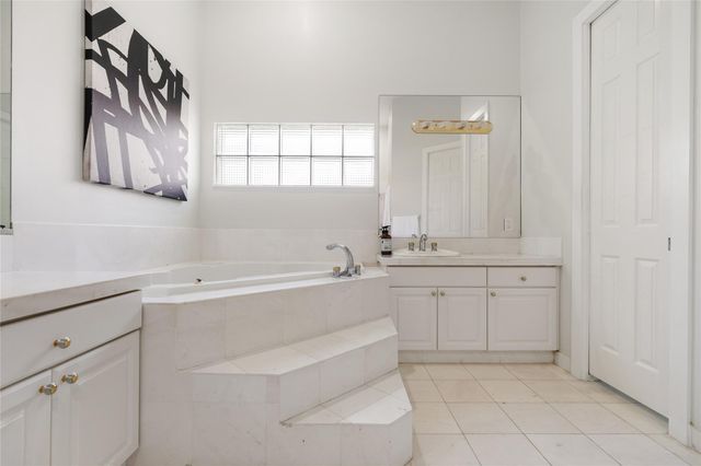 4903 NW 101st Avenue, Coral Springs, FL 33076