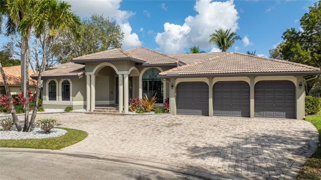 4903 NW 101st Avenue, Coral Springs, FL 33076