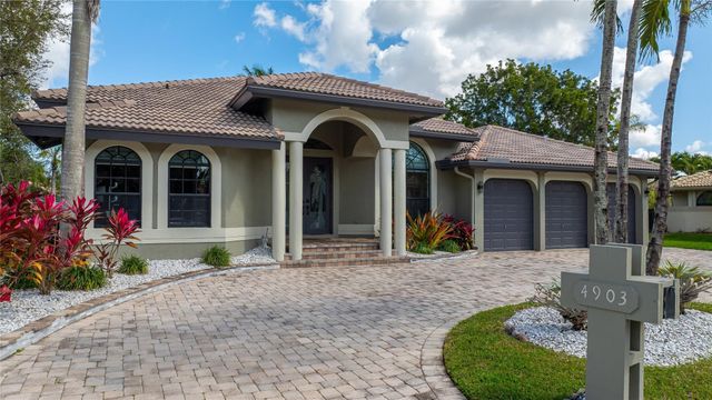 4903 NW 101st Avenue, Coral Springs, FL 33076