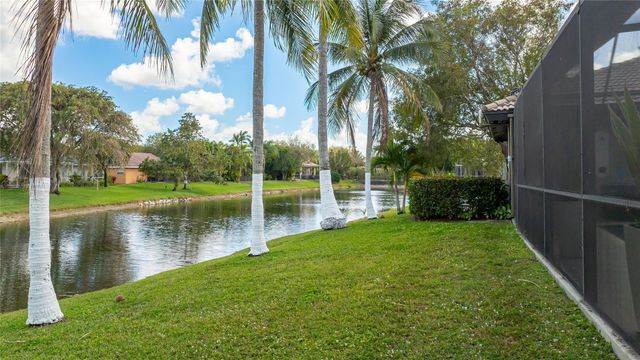 4903 NW 101st Avenue, Coral Springs, FL 33076