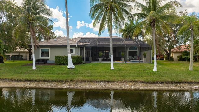 4903 NW 101st Avenue, Coral Springs, FL 33076