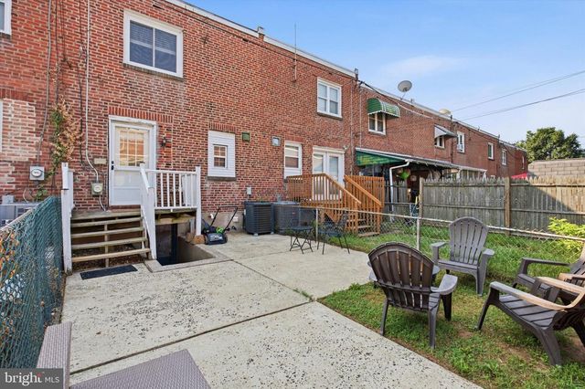 17 ROSEMONT AVE, Norristown, PA 19401
