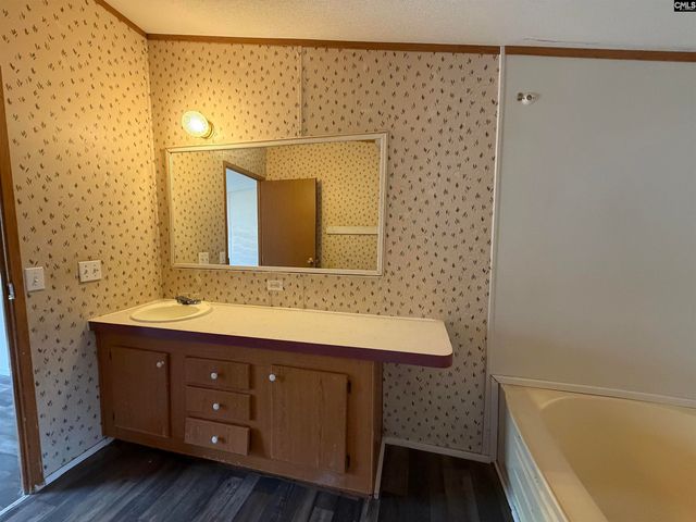 6712 E Peach Road, Ridgeway, SC 29130