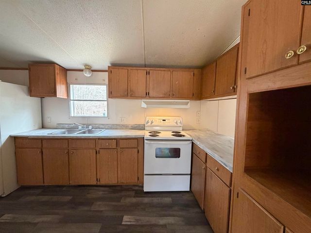 6712 E Peach Road, Ridgeway, SC 29130