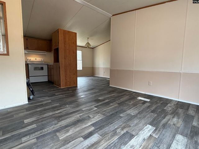 6712 E Peach Road, Ridgeway, SC 29130