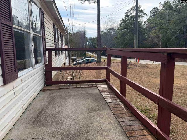 6712 E Peach Road, Ridgeway, SC 29130