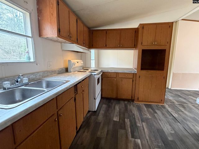 6712 E Peach Road, Ridgeway, SC 29130