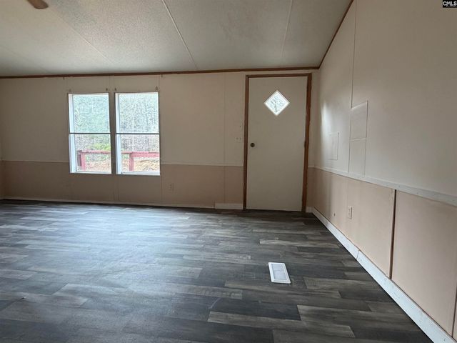 6712 E Peach Road, Ridgeway, SC 29130