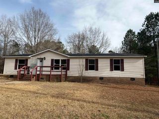 6712 E Peach Road, Ridgeway, SC 29130