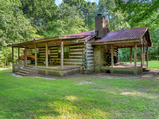 3701 Oakwood Church Rd, Cedar Hill, TN 37032
