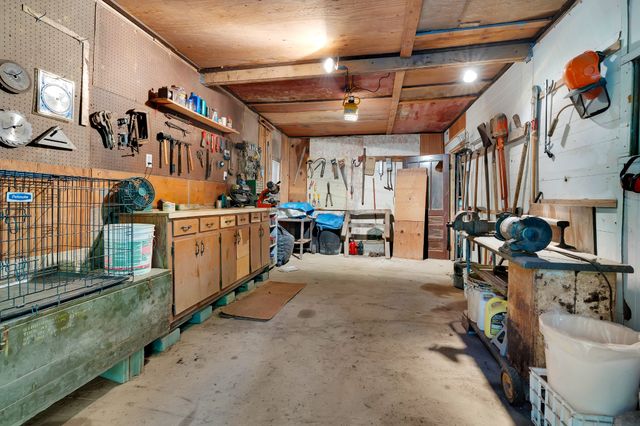 3701 Oakwood Church Rd, Cedar Hill, TN 37032