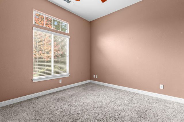 2022 Tarmac Road, Redding, CA 96003