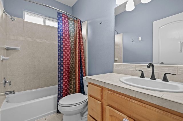 2022 Tarmac Road, Redding, CA 96003