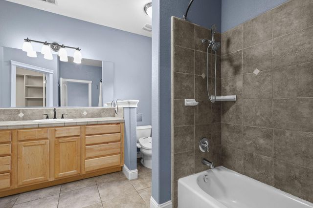 2022 Tarmac Road, Redding, CA 96003