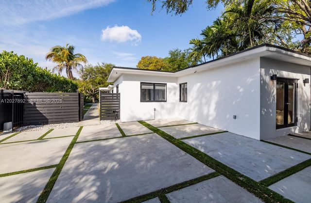 901 NE 82nd Ter, Miami, FL 33138