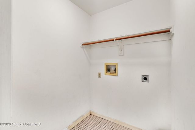 190 Escambia Lane 208, Cocoa Beach, FL 32931