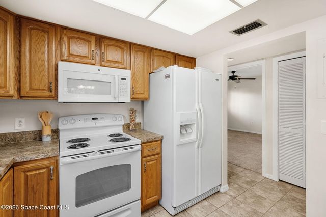 190 Escambia Lane 208, Cocoa Beach, FL 32931