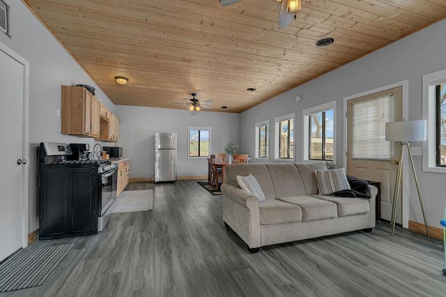 31574 Lowry Circle, Cushing, MN 56443