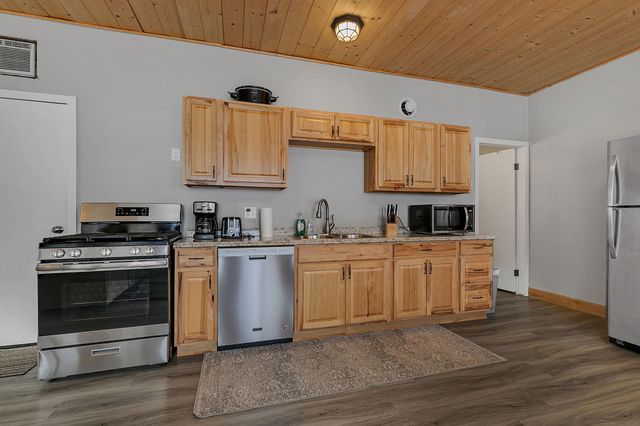 31574 Lowry Circle, Cushing, MN 56443