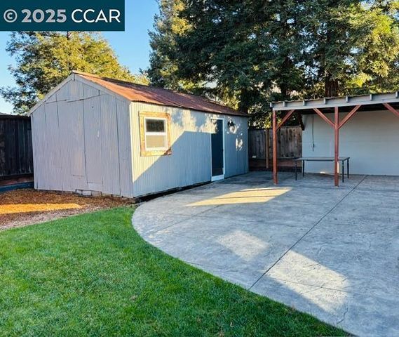 4245 Valley Ave, Martinez, CA 94553