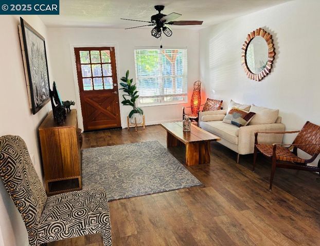 4245 Valley Ave, Martinez, CA 94553