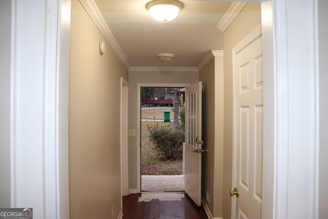 932 Granite Springs Lane, Stone Mountain, GA 30083