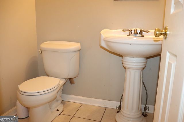 932 Granite Springs Lane, Stone Mountain, GA 30083