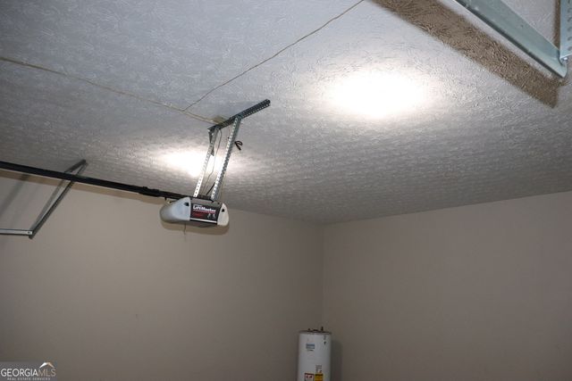 932 Granite Springs Lane, Stone Mountain, GA 30083