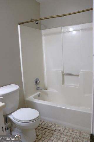 932 Granite Springs Lane, Stone Mountain, GA 30083