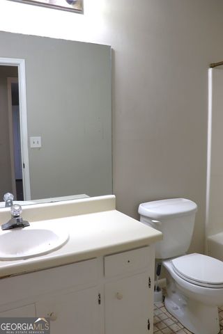 932 Granite Springs Lane, Stone Mountain, GA 30083