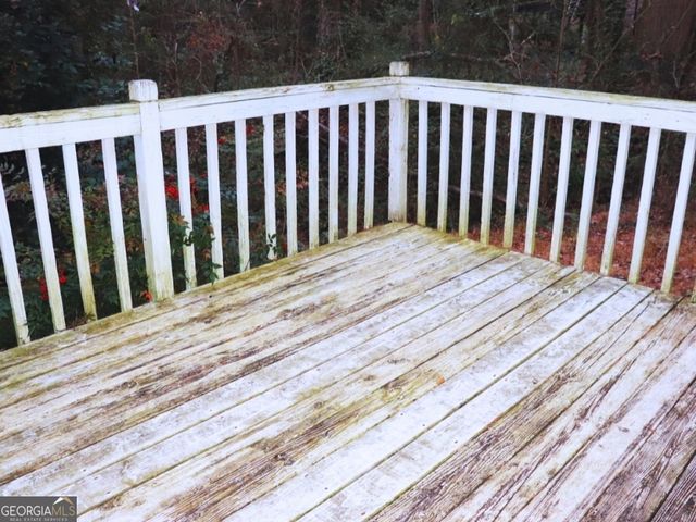 932 Granite Springs Lane, Stone Mountain, GA 30083