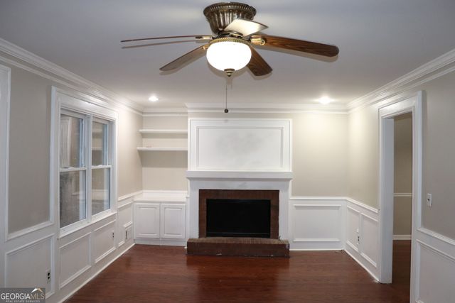 932 Granite Springs Lane, Stone Mountain, GA 30083